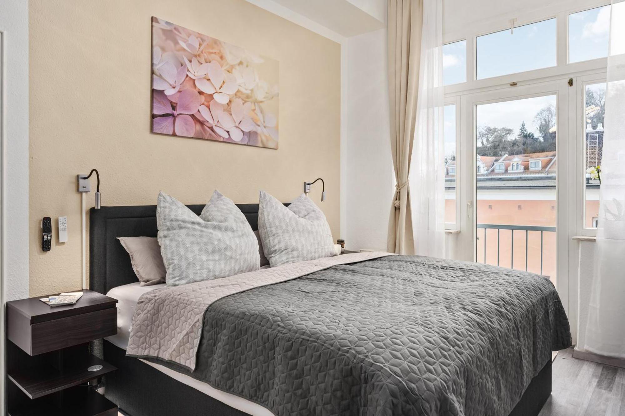 Altstadt Smartluxusoase Wlan Netflix Magenta Disney+ *